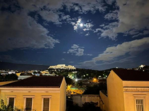 Acropolis view, near Monastiraki 3br 2 bathrooms RED